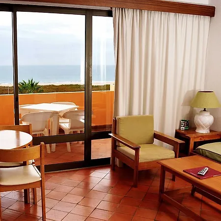 Dom Pedro Aparthotel