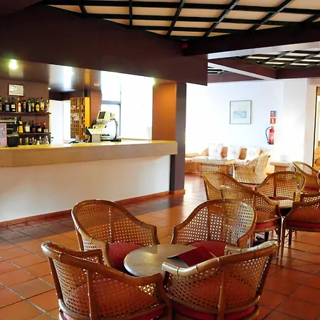 Dom Pedro Lägenhetshotell 3*