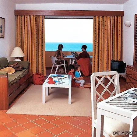 Meia Praia Lagos - Beach Club Apartments 3* Lagos