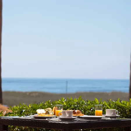 Meia Praia Lagos - Beach Club Apartments