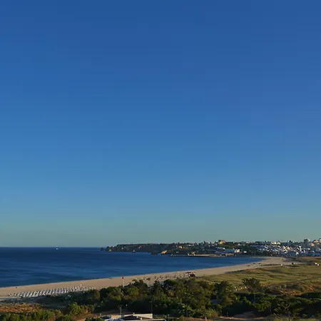 Meia Praia Lagos - Beach Club Apartments 3*