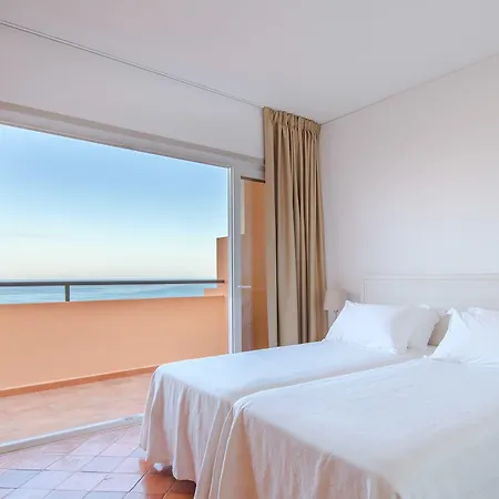 Meia Praia Lagos - Beach Club Apartments 3*