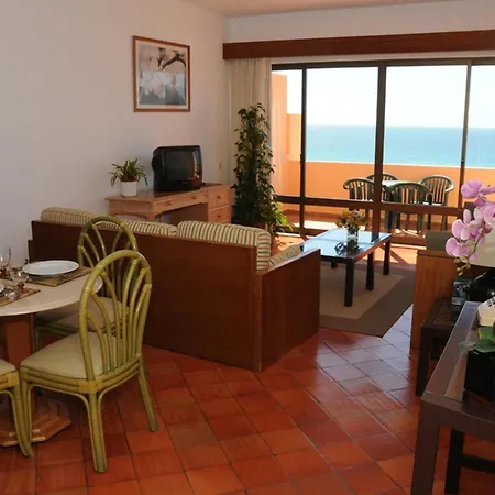 Meia Praia Lagos - Beach Club Apartments