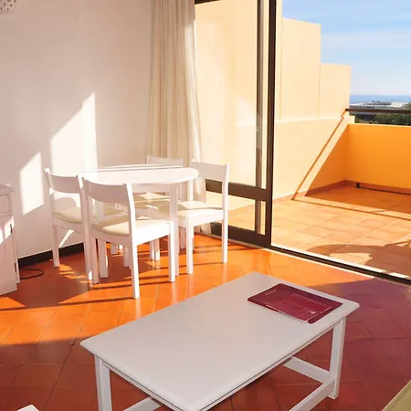 Meia Praia Lagos - Beach Club Apartments 3*