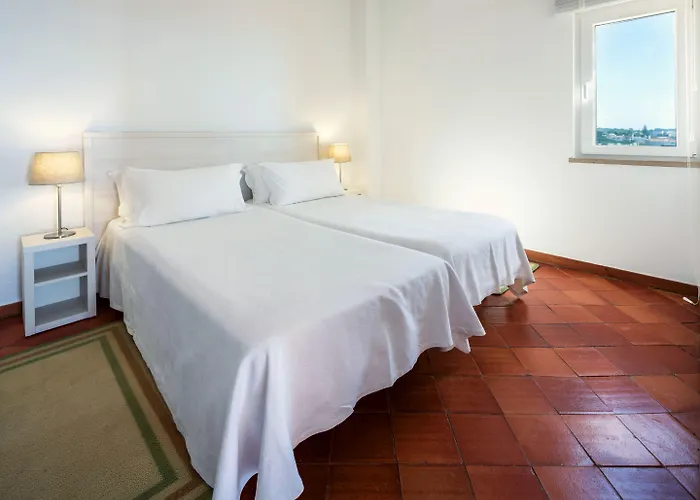 Aparthotel Dom Pedro 3*