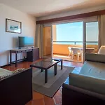 Dom Pedro アパートホテル ラゴス